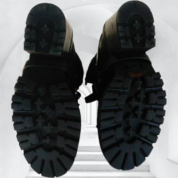 STEVEN by STEVE MADDEN 7 BLACK LEATHER BOOTS HARNESS STRAPS goth witch ankle lug - Picture 14 of 16